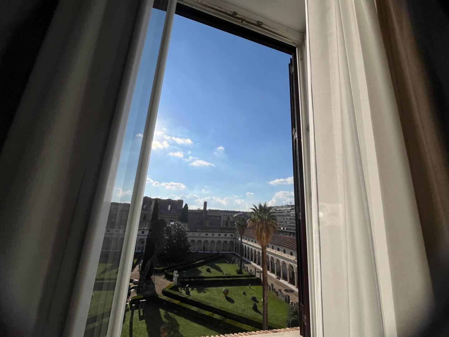 Camera X2 Con Splendida Vista Sulle Terme Di Diocleziano E Sul Chiostro Di Michelangelo Roma Ngoại thất bức ảnh